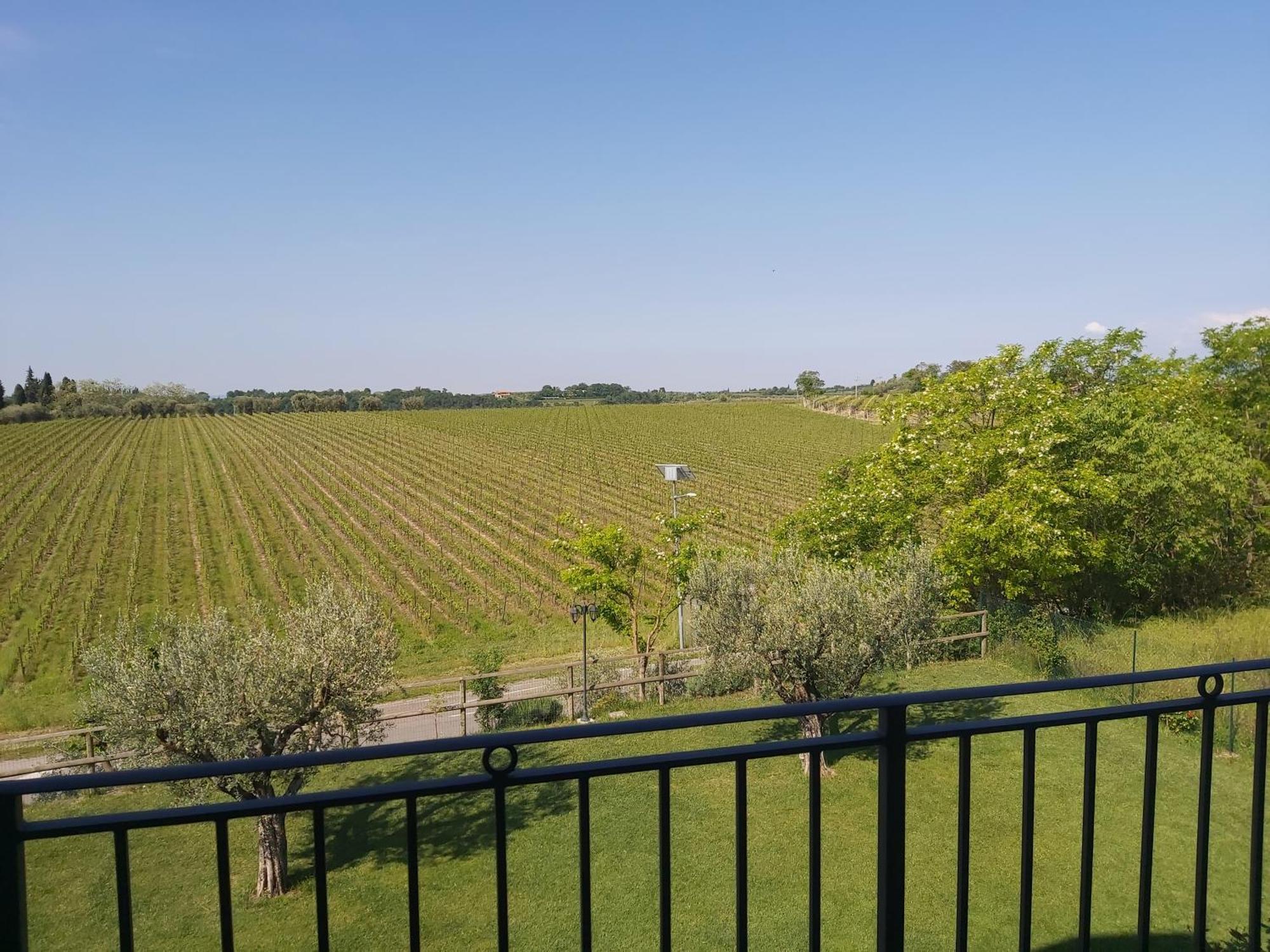 Villa Poggio Bardolino Ruang foto
