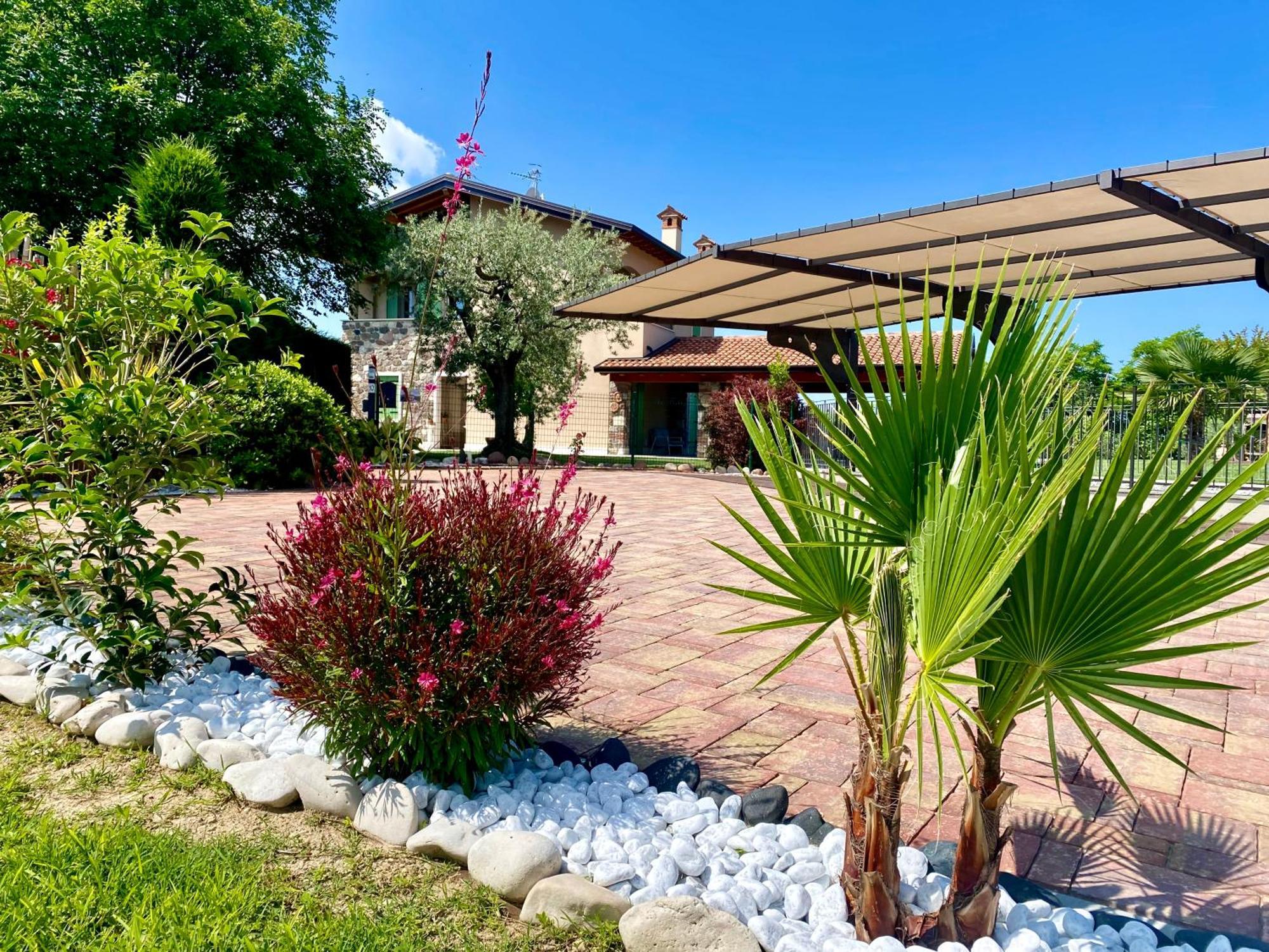 Villa Poggio Bardolino Bagian luar foto